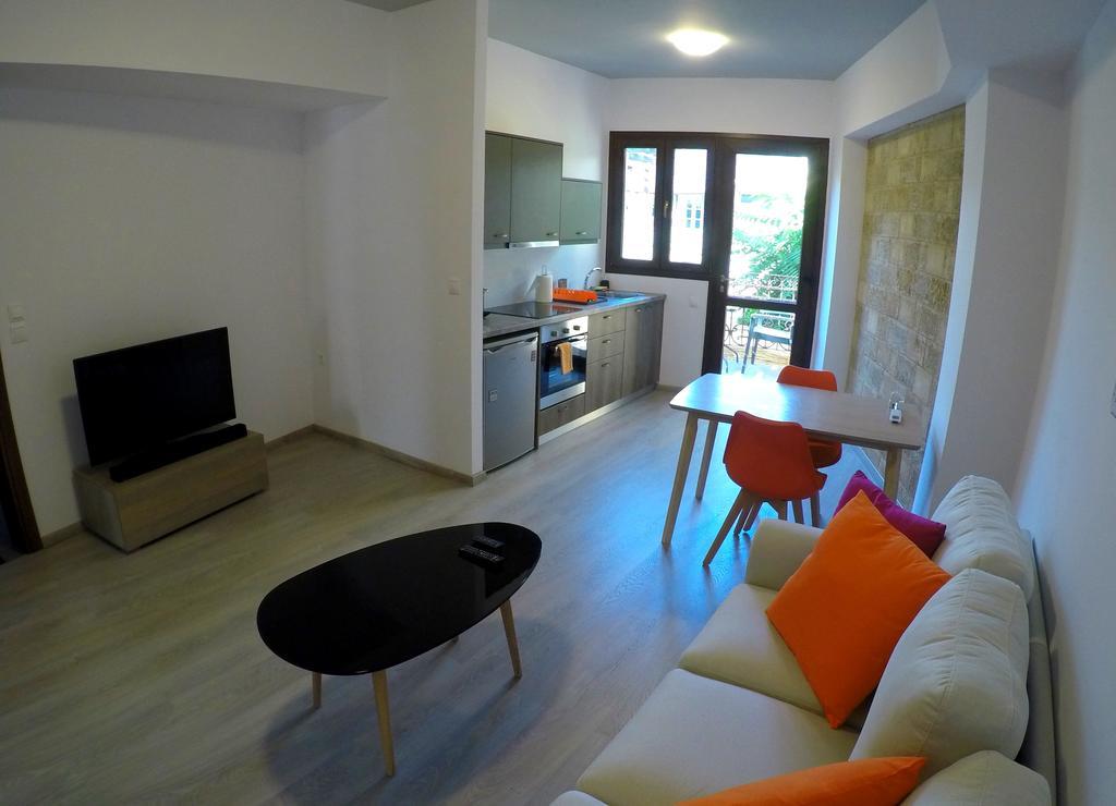 Mulberry Suites Rhodes City Exterior foto